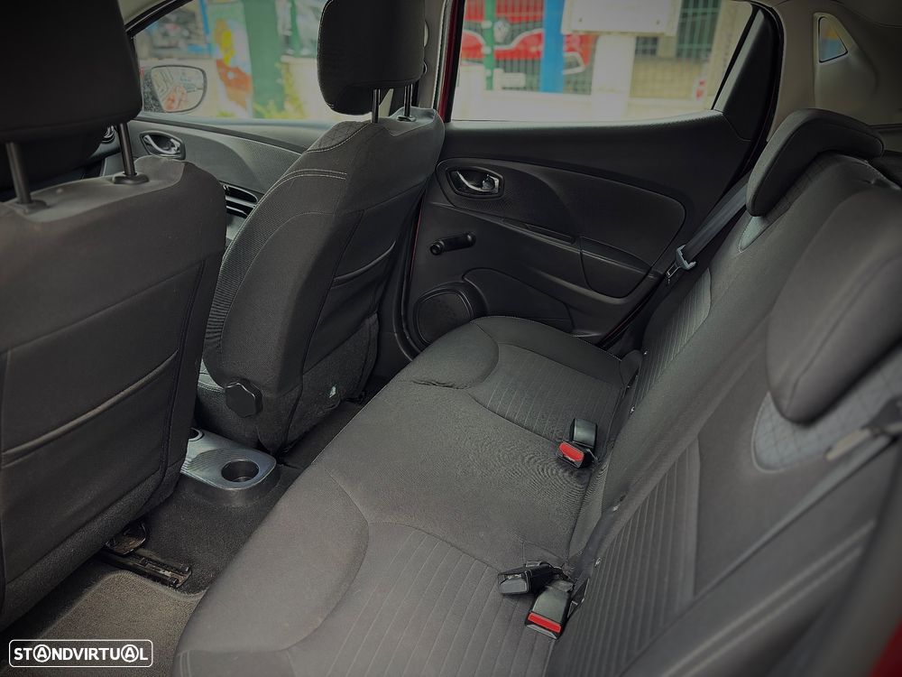 Renault Clio dCi 90 Limited - 8