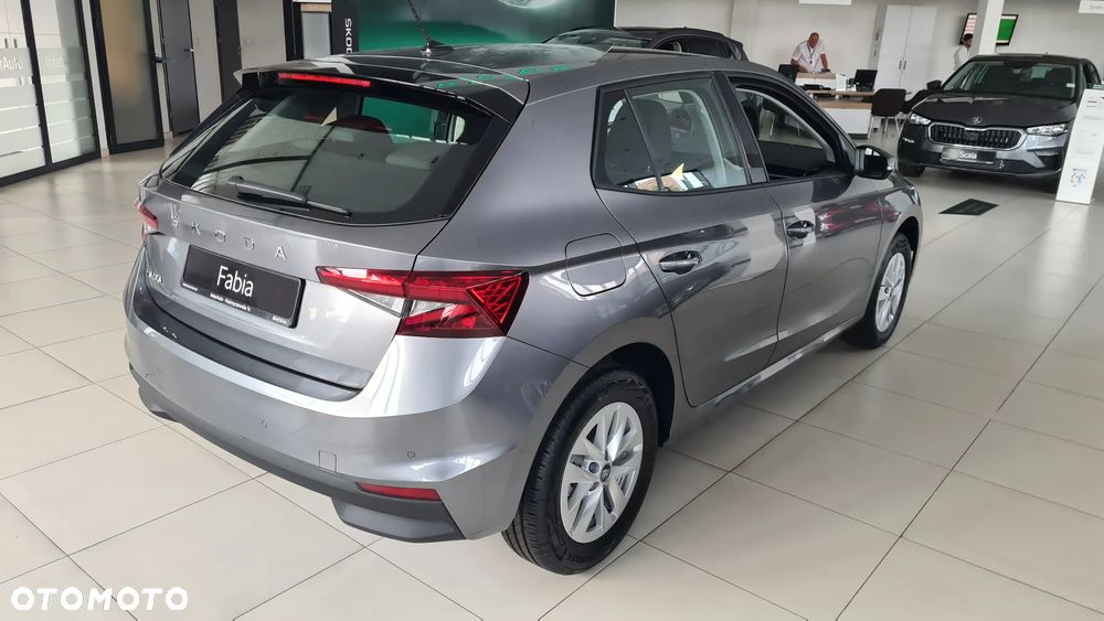Skoda Fabia 1.0 TSI Drive DSG - 4