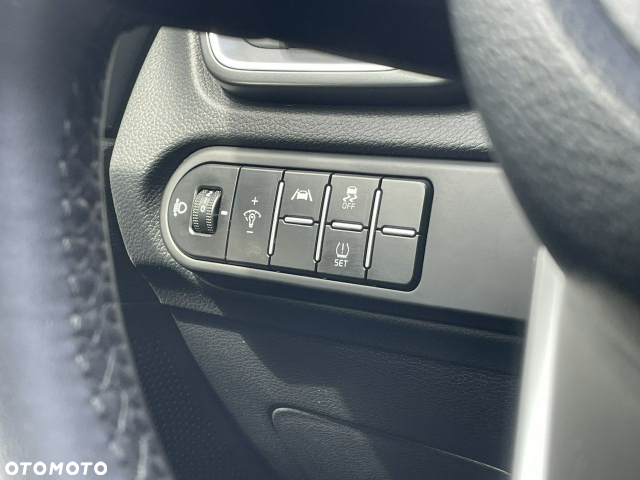 Kia Ceed - 28
