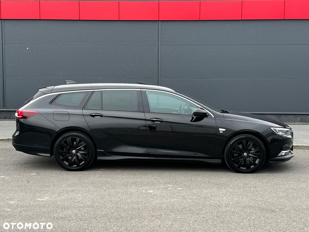 Opel Insignia 2.0 T 4x4 GSi S&S - 13