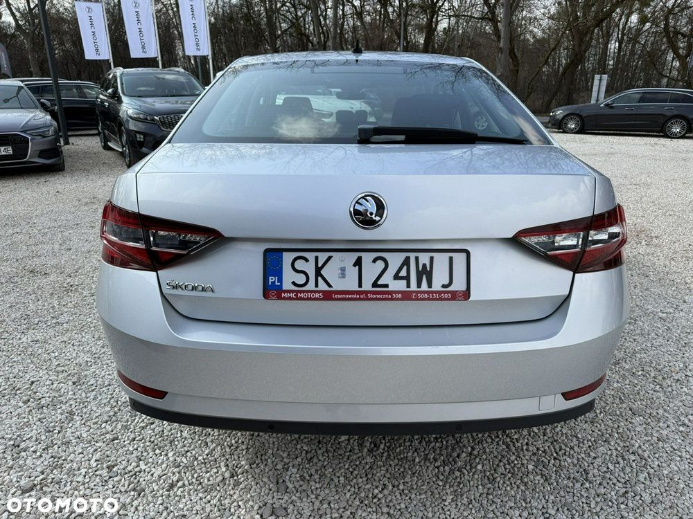 Skoda Superb 2.0 TDI 4x4 Style DSG - 18