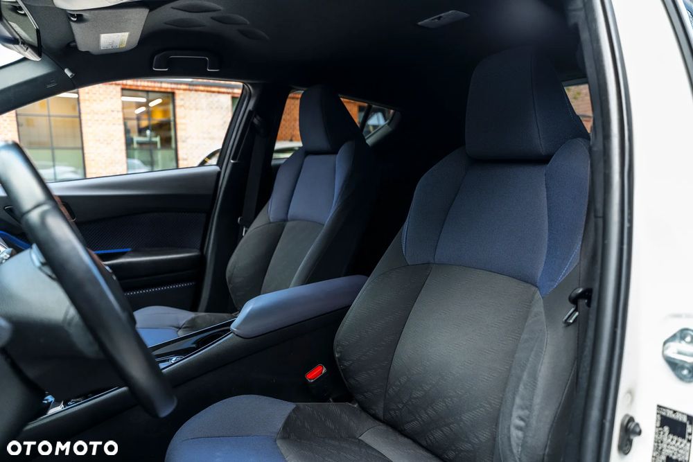 Toyota C-HR 1.8 Hybrid Dynamic - 11