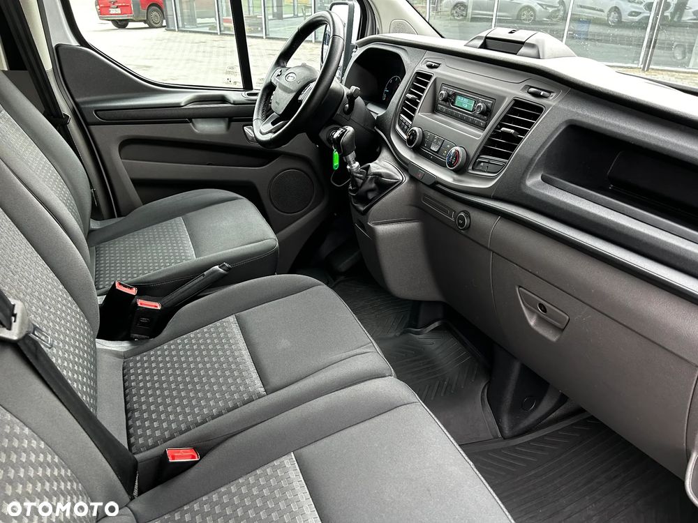 Ford Transit Custom - 17