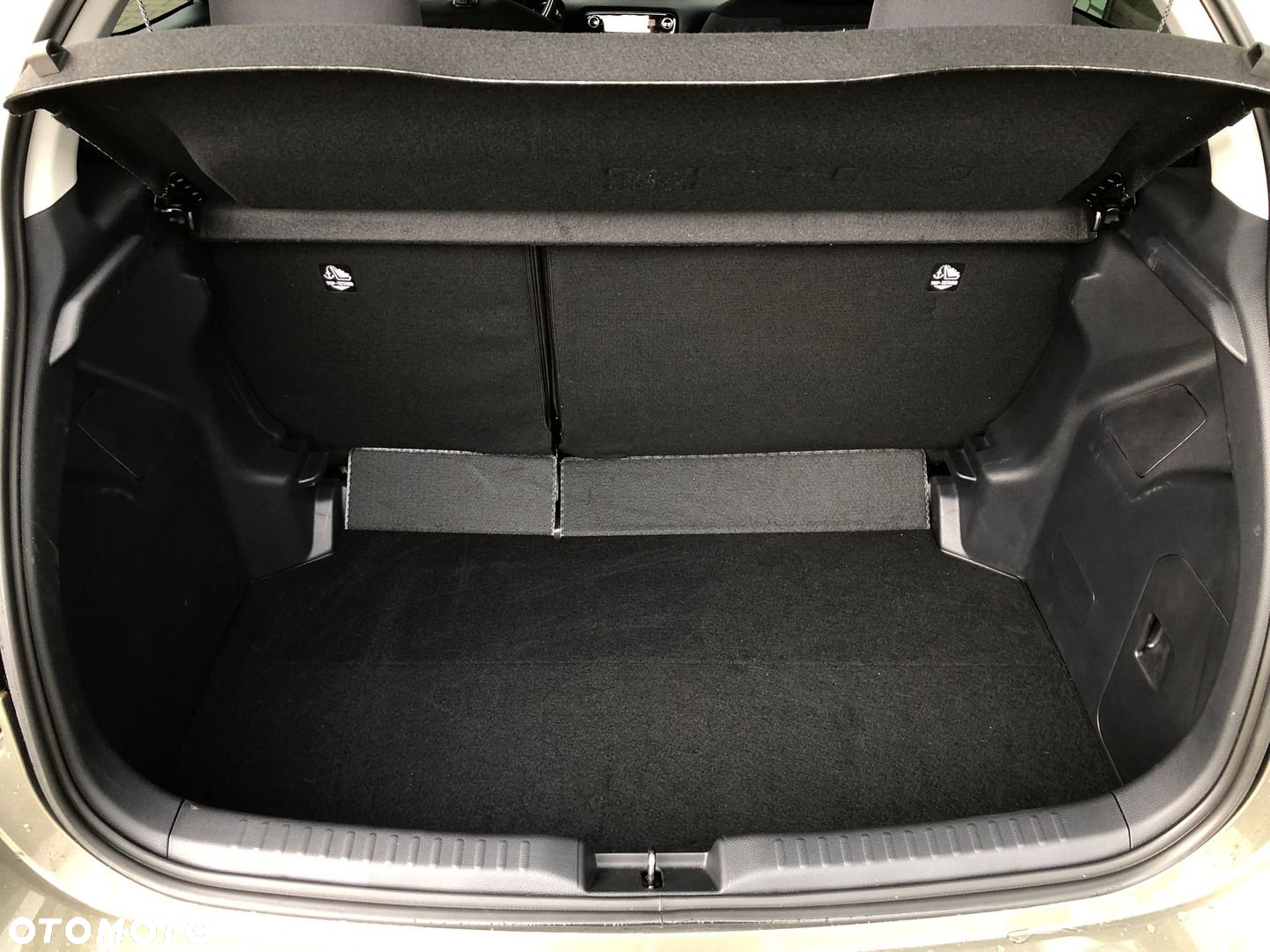 Toyota Yaris - 35