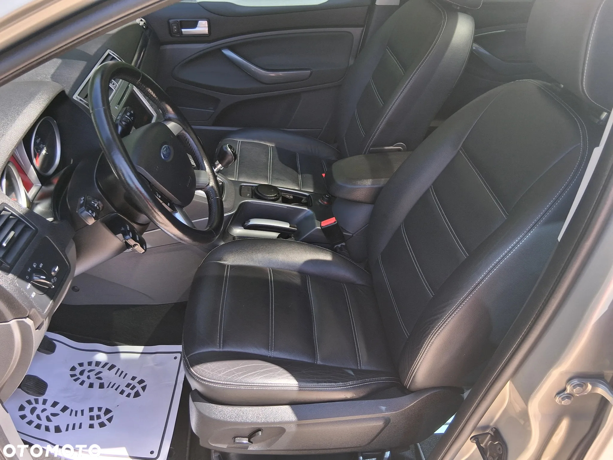 Ford Kuga 2.0 TDCi 4x4 Champions Edition - 13