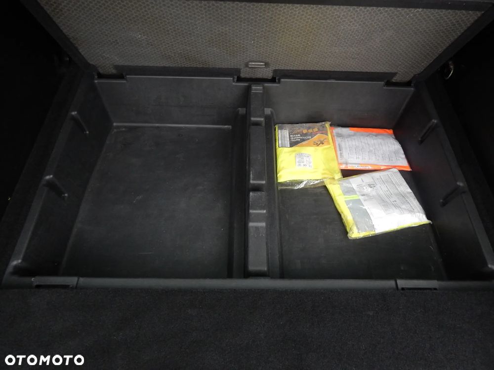 Opel Zafira - 12