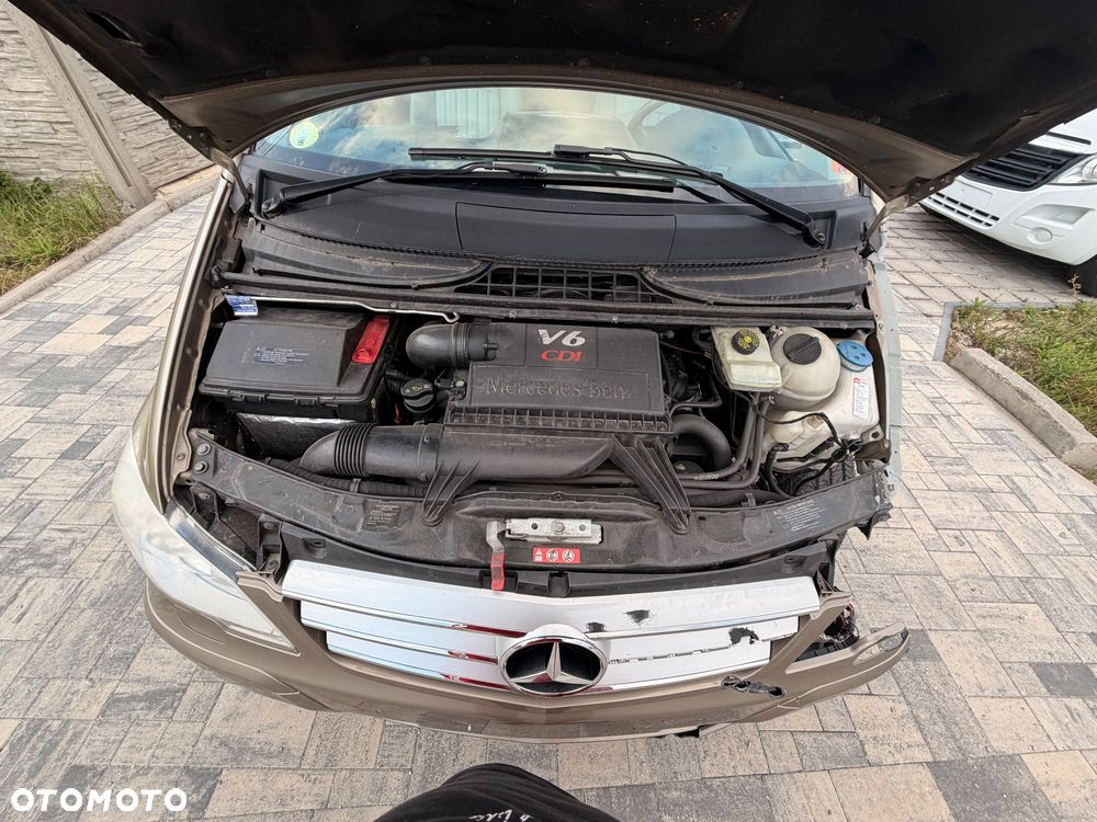 Mercedes-Benz Viano 3.0 CDI DPF lang Automatik Avantgarde - 16