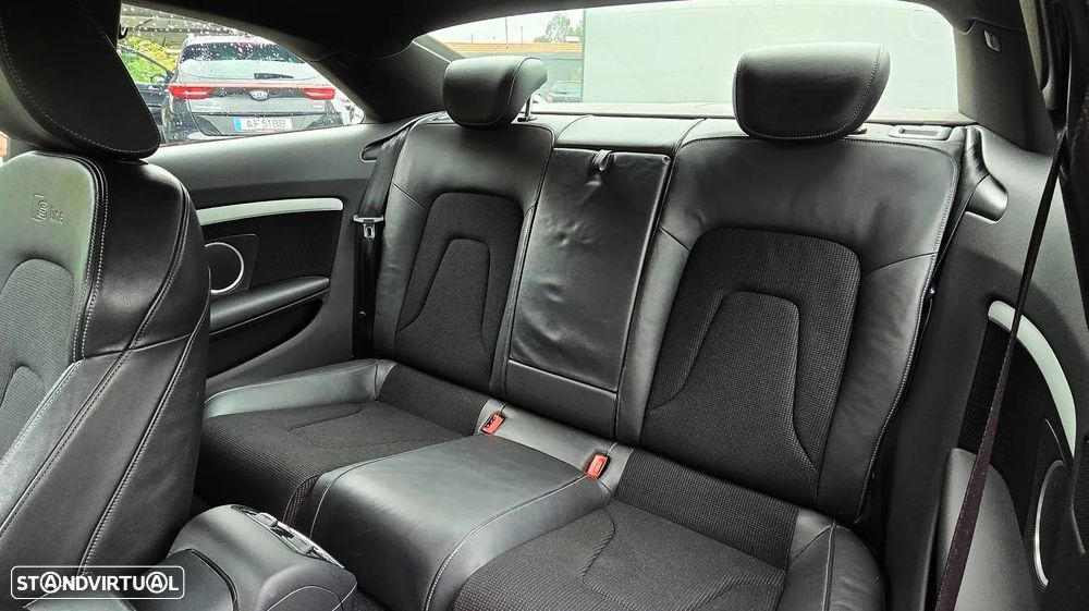 Audi A5 2.0 TDI S-line - 11