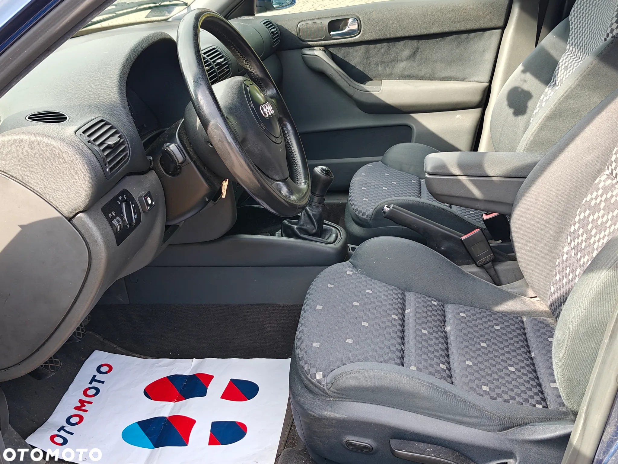 Audi A3 1.6 Ambiente - 7