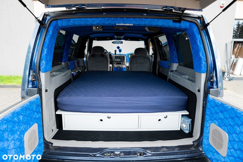 Chevrolet Astro - 18