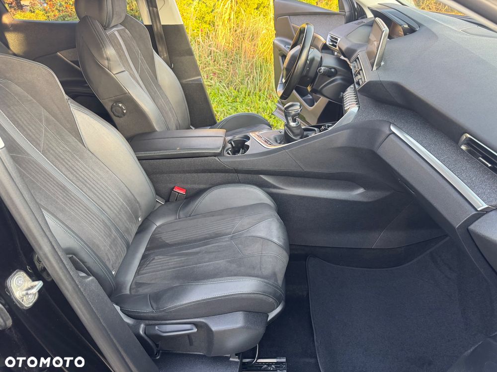 Peugeot 3008 - 18