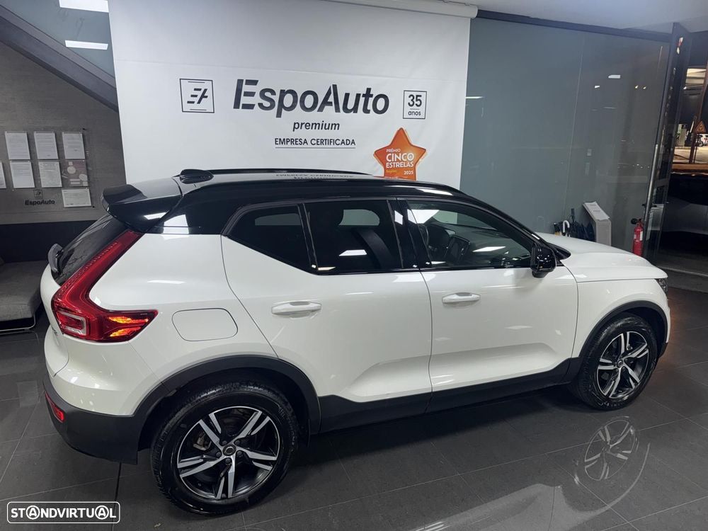 Volvo XC 40 1.5 T2 Momentum Plus - 28