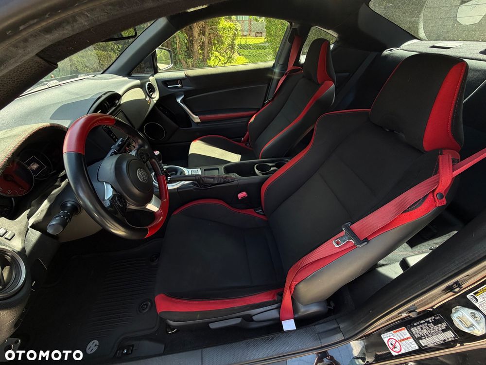 Toyota GT86 2.0 Premium - 20