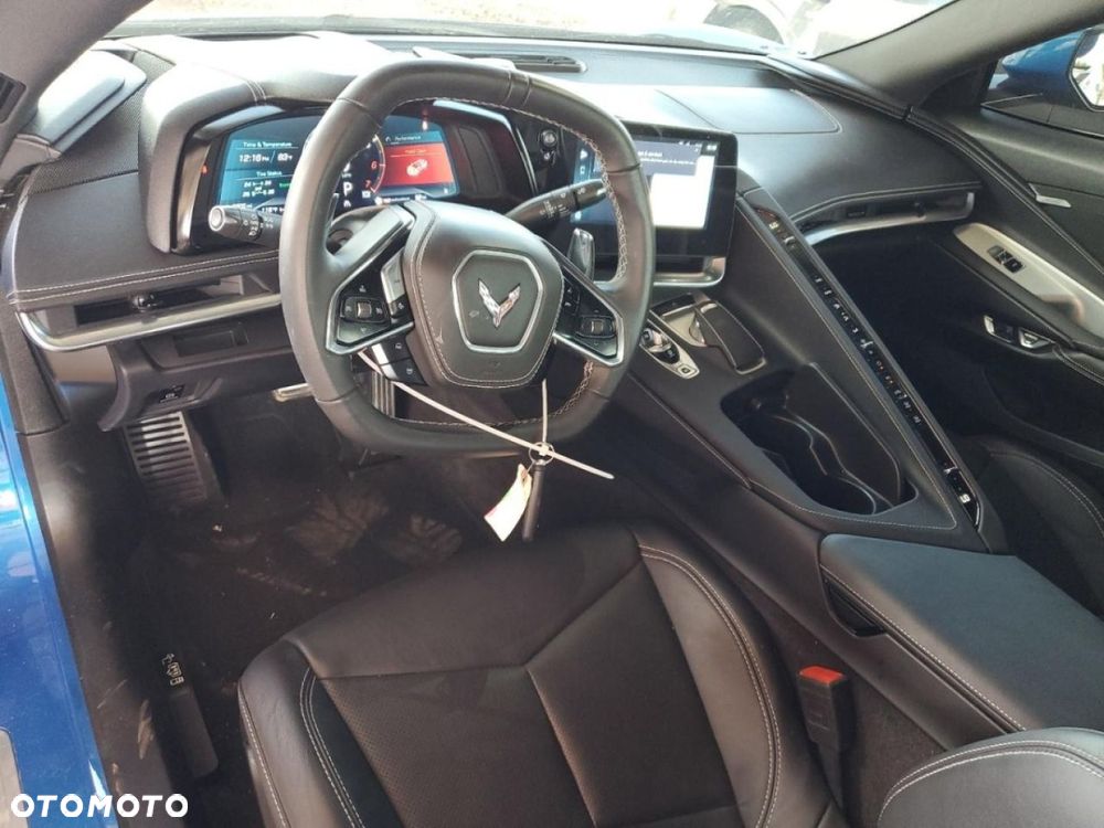 Chevrolet Corvette - 7