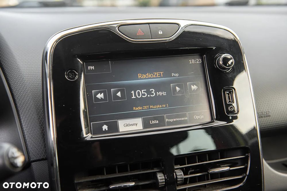 Renault Clio TCe 200 EDC Sport - 28