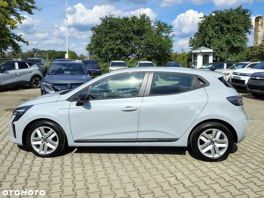 Renault Clio - 8