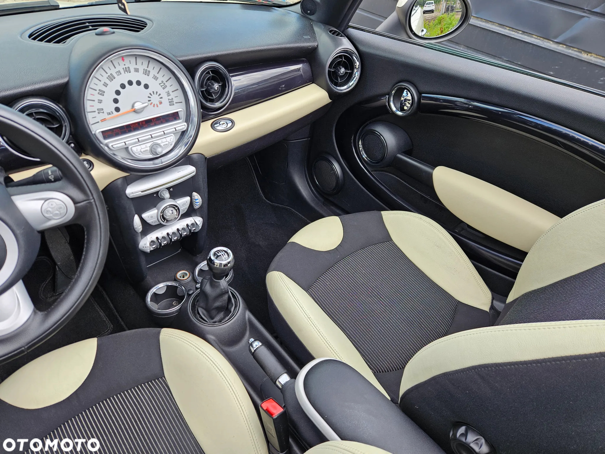 MINI Cooper Cabrio - 40
