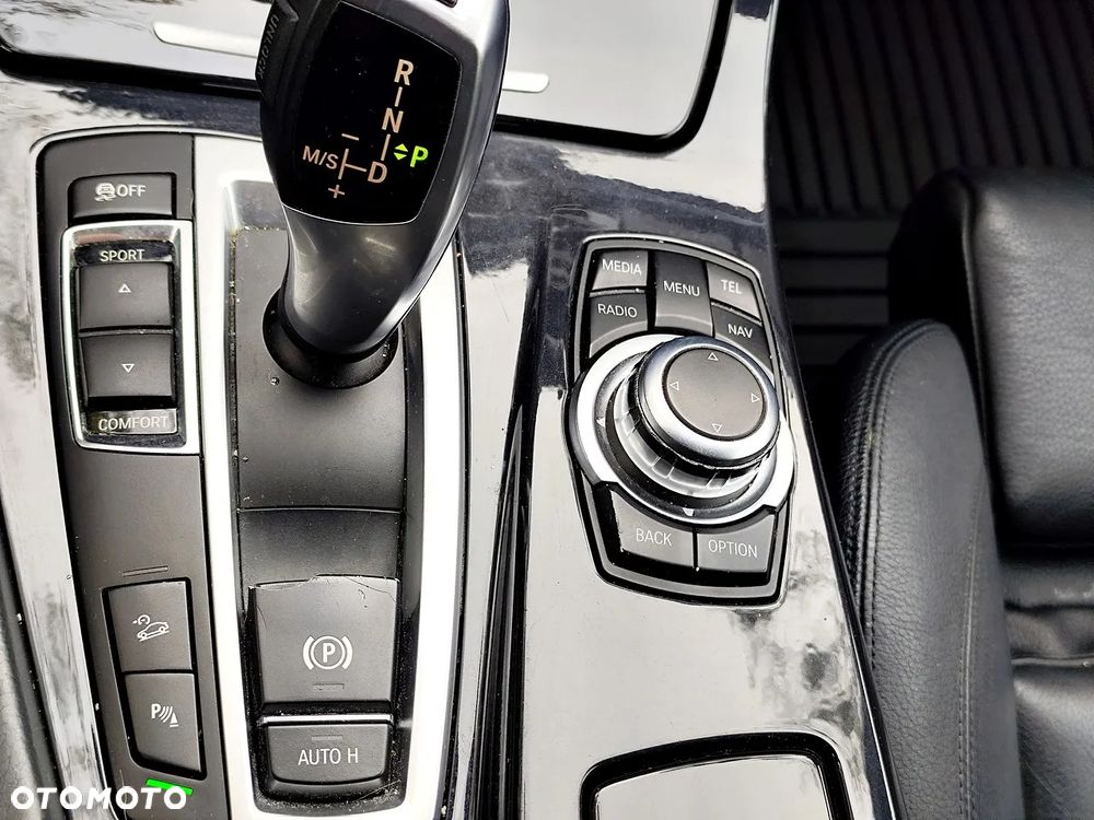 BMW Seria 5 525d xDrive Touring Sport-Aut Luxury Line - 20