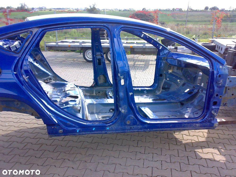 chrysler 200 200c 200s 2015 - próg prawy słupek bok - 1