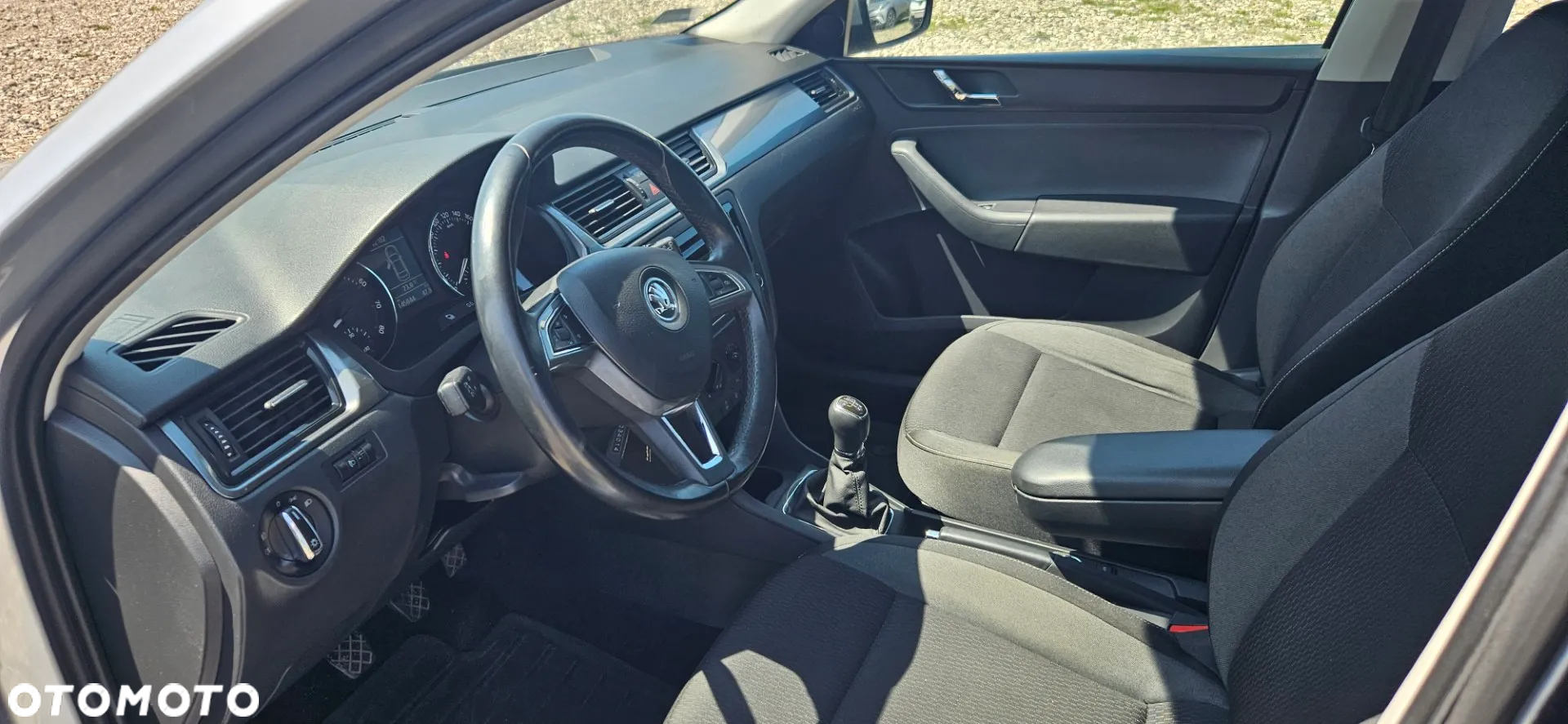 Skoda RAPID - 17