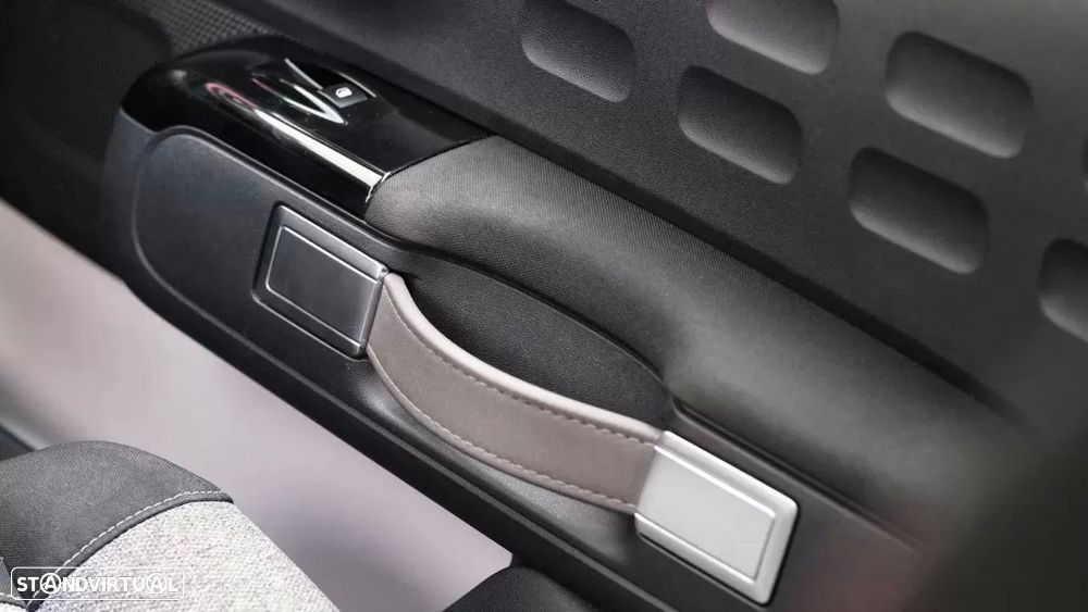 Citroën C3 1.2 PureTech C-Series - 17