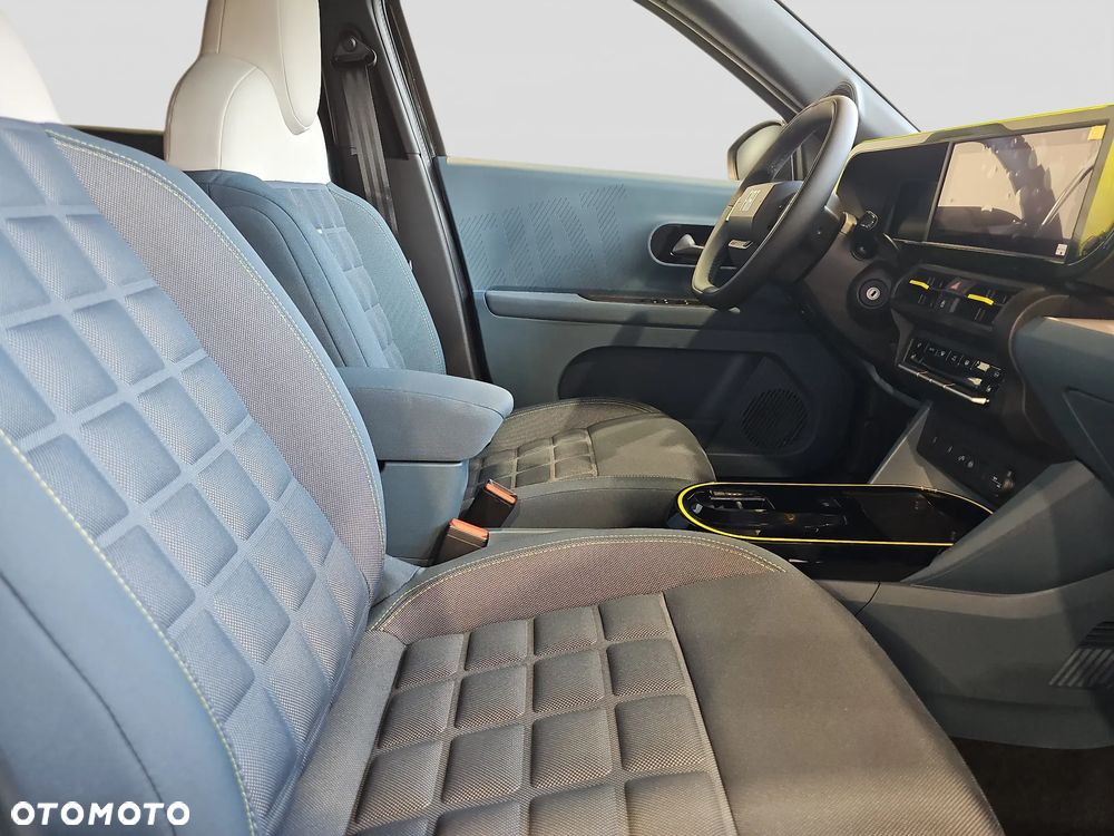 Fiat Grande Panda 1.2 mHEV La Prima eDCT - 12