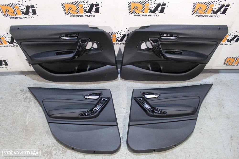 Quartela / Forra BMW Pack M Serie 1 de 5 Portas F20 em Pele - 1