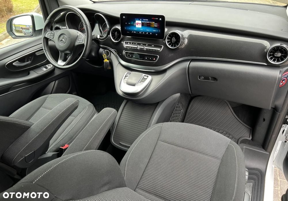 Mercedes-Benz Klasa V 220 d kompakt 9G-TRONIC Edition - 26