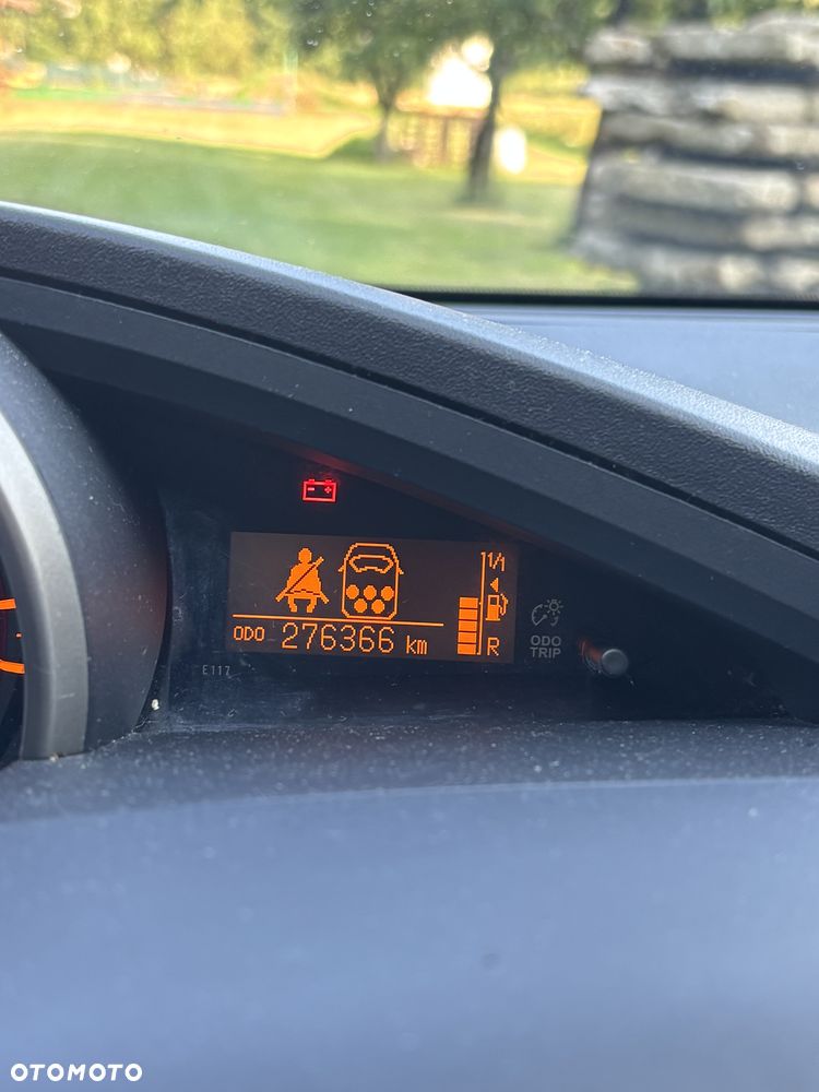 Toyota Verso 2.0 D-4D 2010 7os - 9