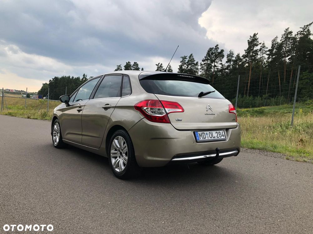 Citroën C4 1.6 e-HDi Exclusive MCP - 6