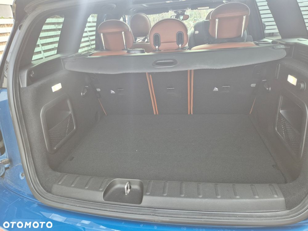 MINI John Cooper Works ALL4 sport - 19