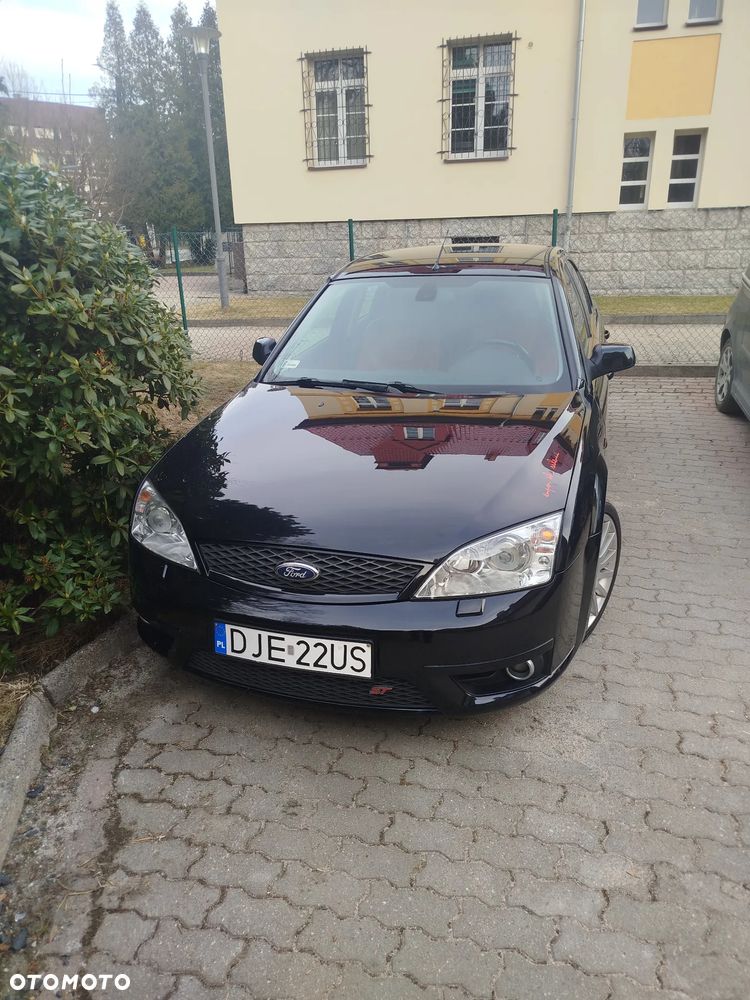 Ford Mondeo V6 ST 220 - 3