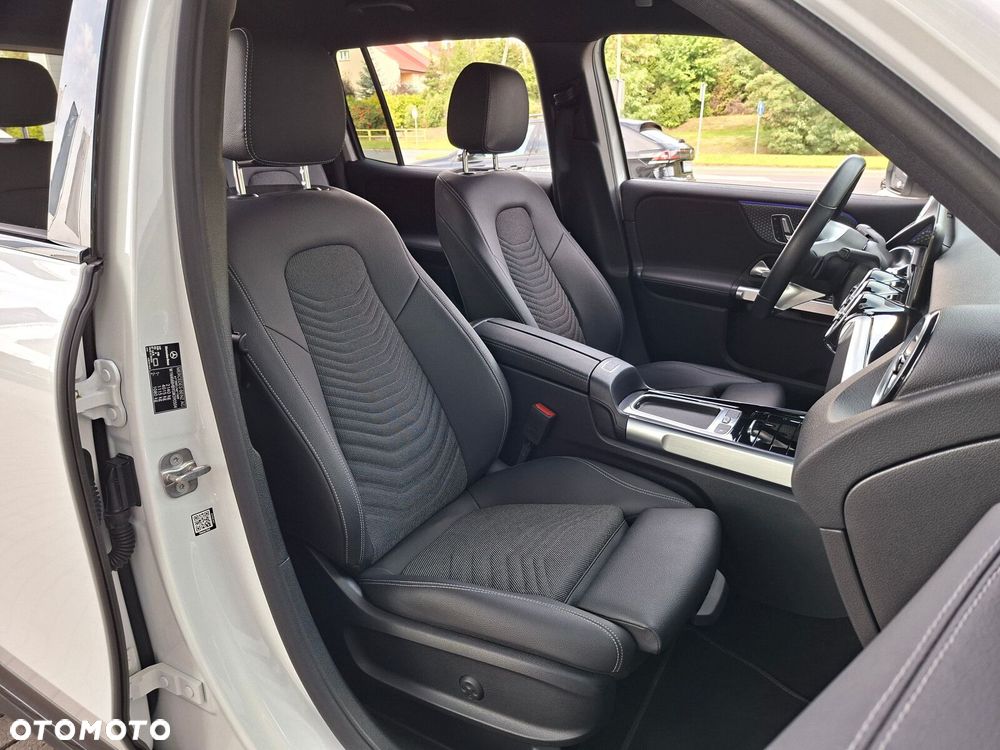 Mercedes-Benz GLB 200 mHEV Progressive 7G-DCT - 17