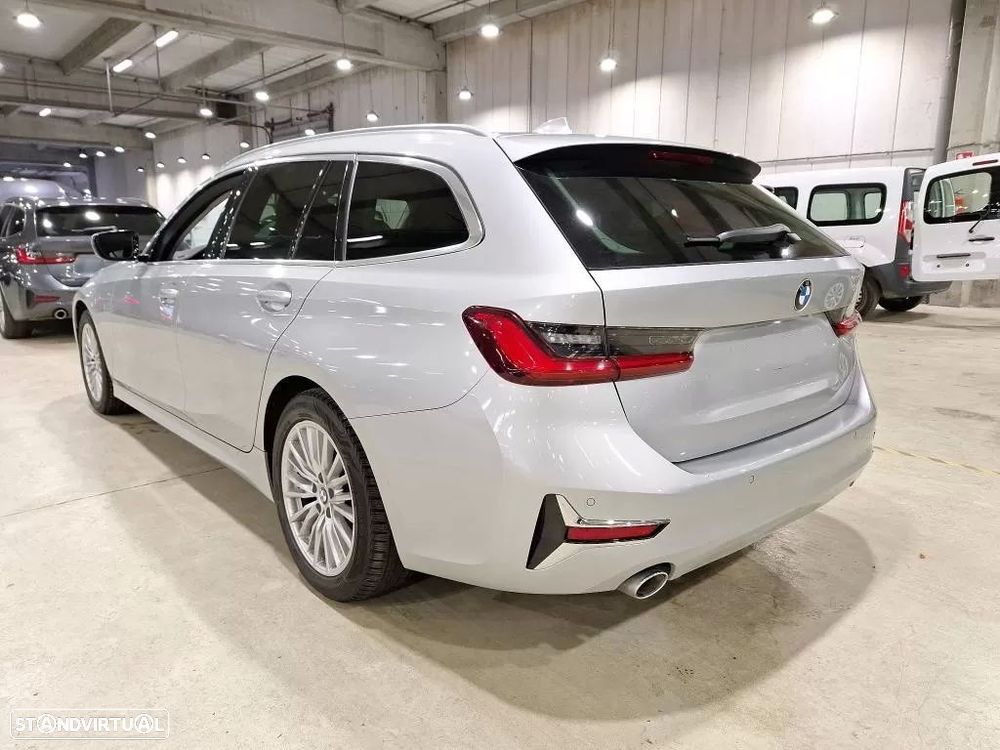 BMW 318 d Touring Luxury Line - 4