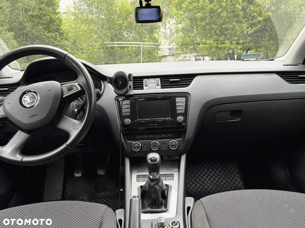 Skoda Octavia 1.2 TSI Ambition - 6