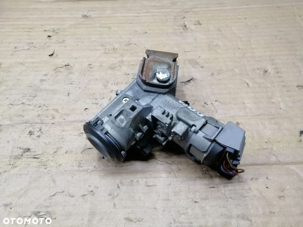 Ford Fiesta MK VII 1.6 TDCi sterownik silnika 8V21-12A650-PE 7FCE 0281014989 stacyjka klucze immo licznik i inne - 9