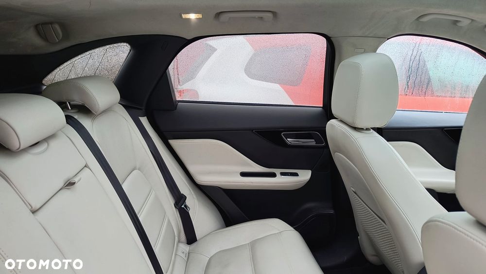 Jaguar F-Pace 2.0 i4D AWD Chequered Flag - 10