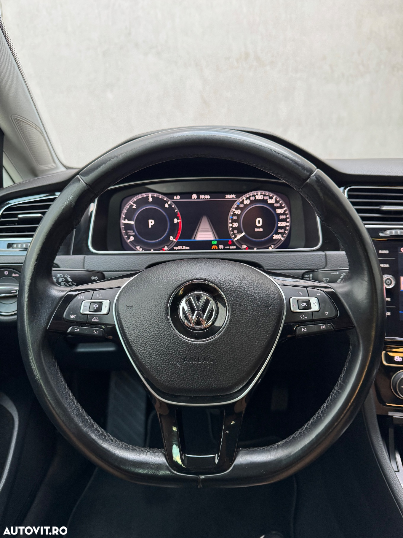 Volkswagen Golf Variant 1.6 TDI (BlueMotion Technology) DSG Comfortline - 11