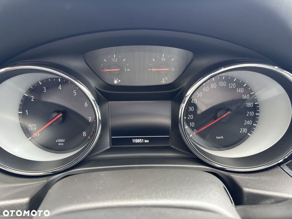 Opel Insignia - 14