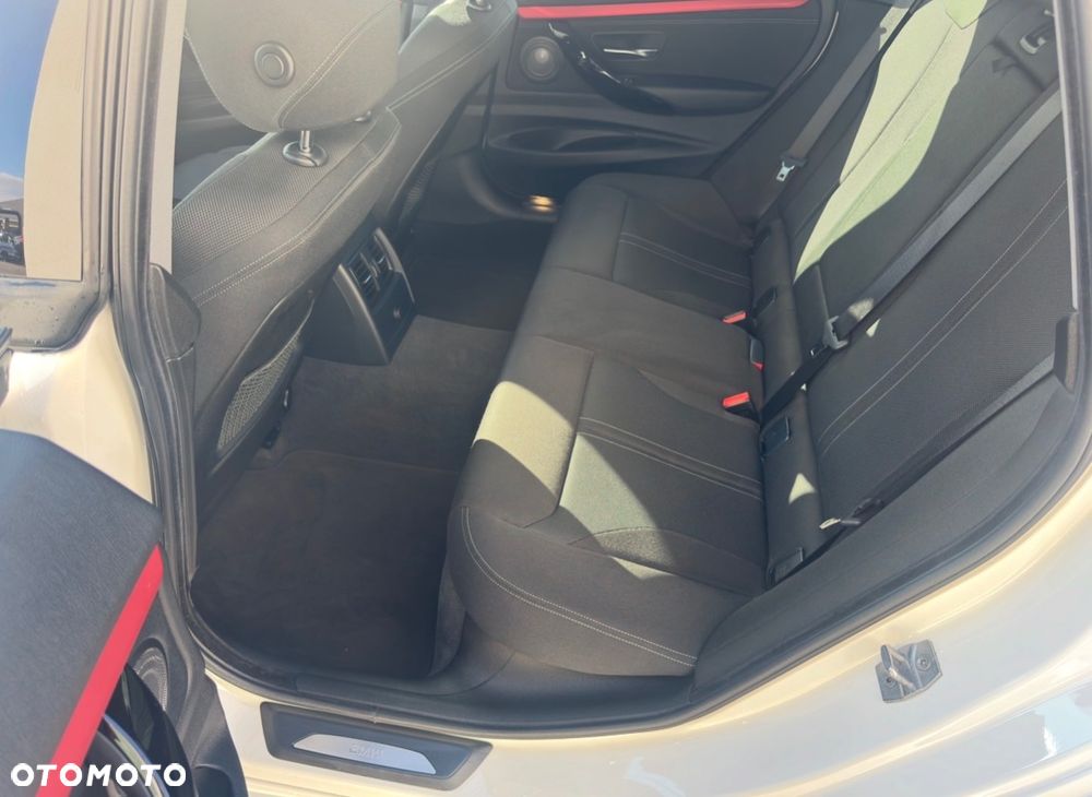 BMW 3GT 320d xDrive Sport-Aut Sport Line - 13