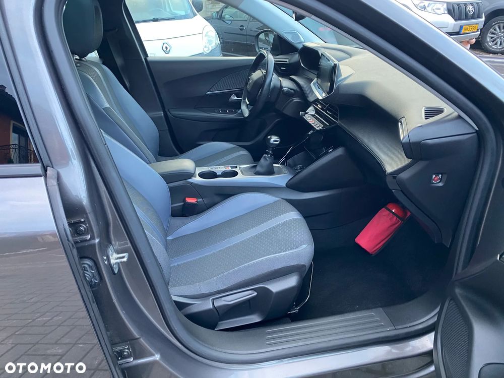 Peugeot 2008 PureTech 100 Allure - 13