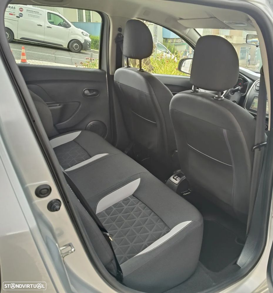 Dacia Sandero 0.9 TCe Stepway - 18
