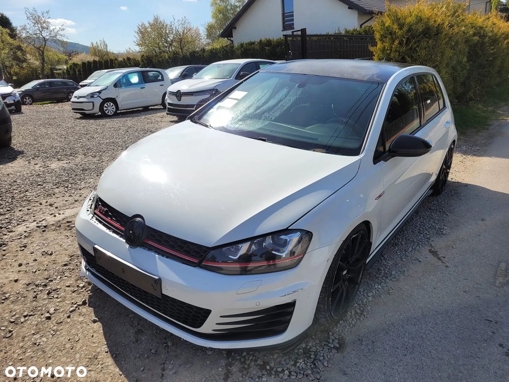 Volkswagen Golf 2.0 TSI BMT GTI - 15