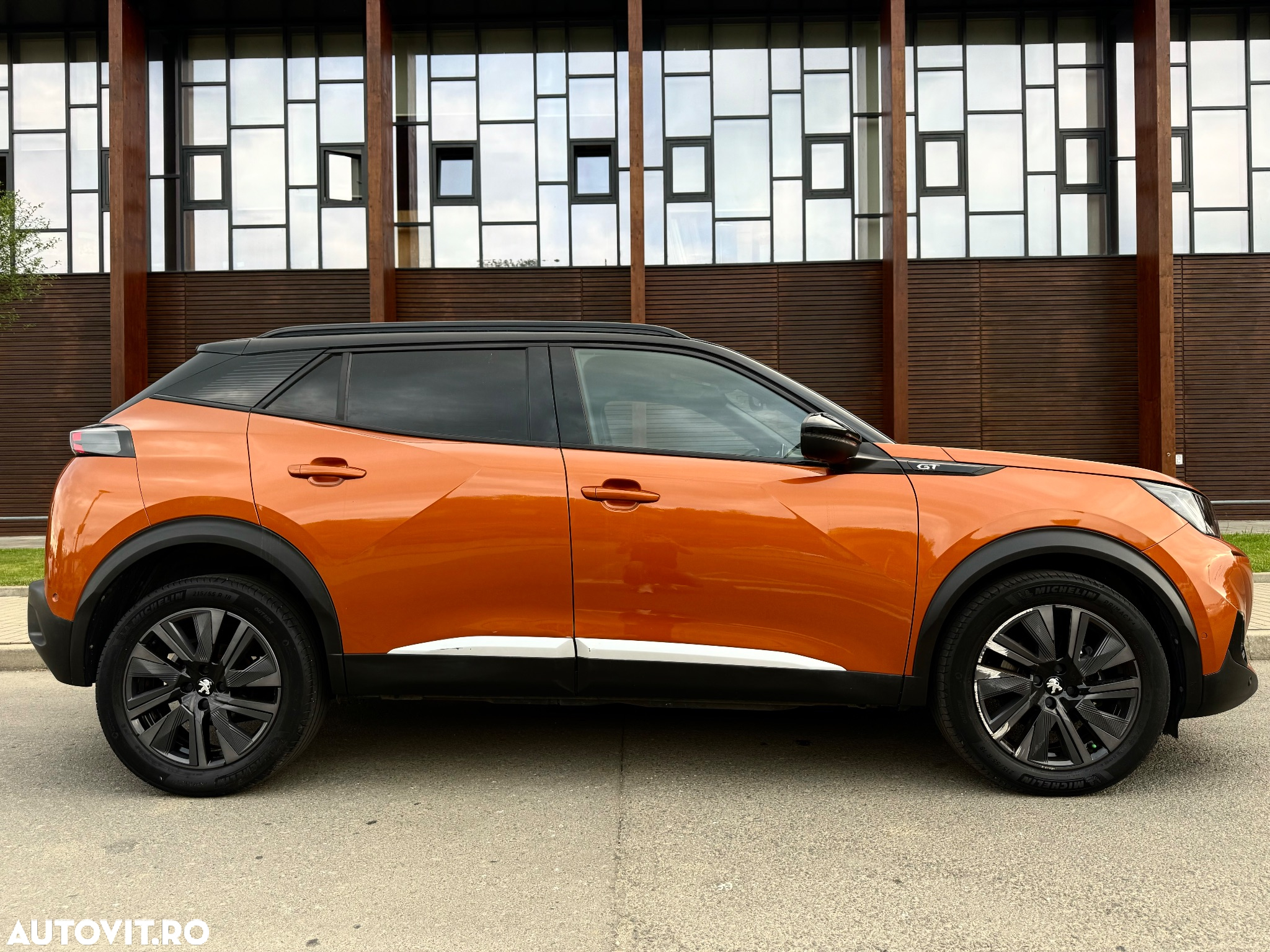 Peugeot 2008 BlueHDi 130 EAT8 Allure Pack - 8