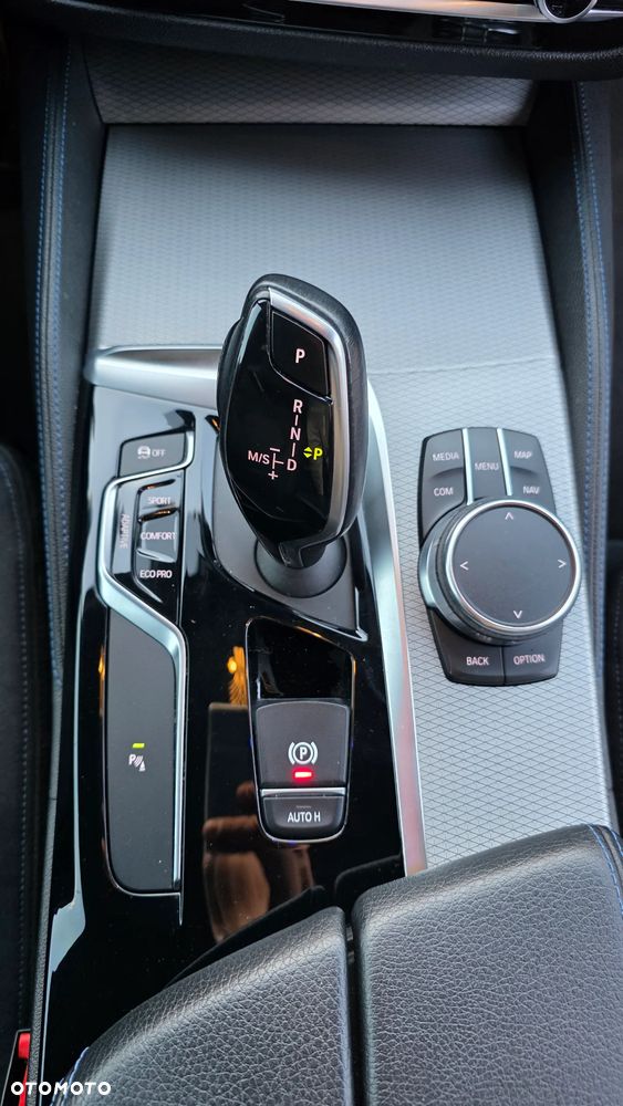BMW Seria 5 520d xDrive M Sport sport - 13