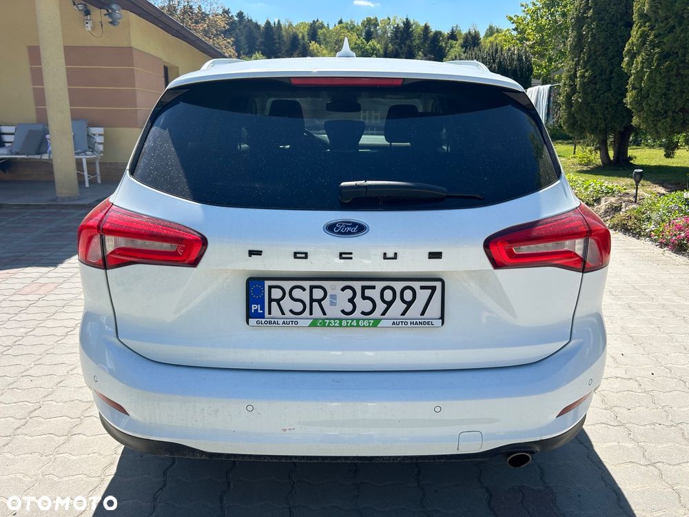 Ford Focus 1.5 EcoBlue Start-Stopp-System COOL&CONNECT DESIGN - 34