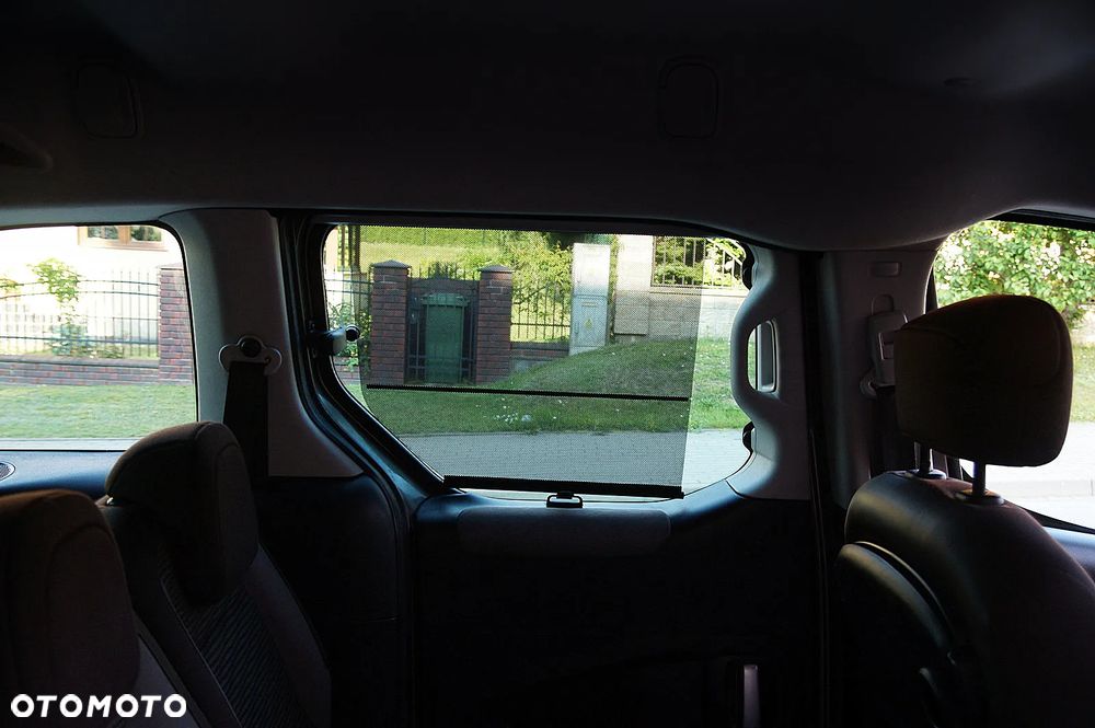 Peugeot Partner HDi FAP 115 Style - 17