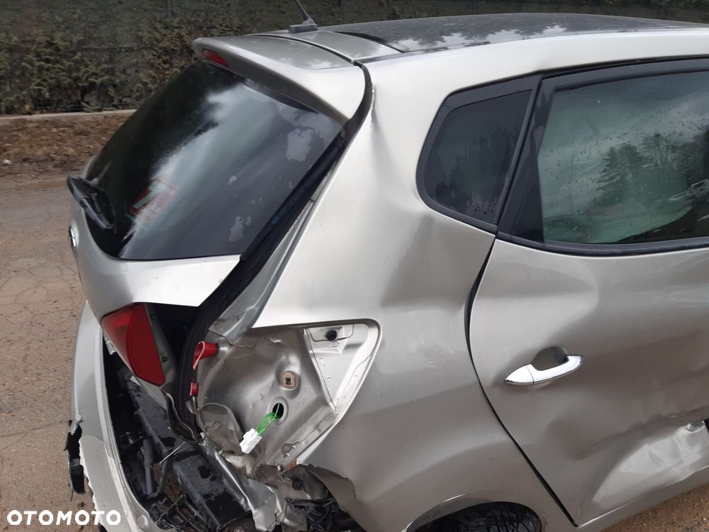 Kia Venga 1.6 CVVT Automatik Platinum Edition - 7