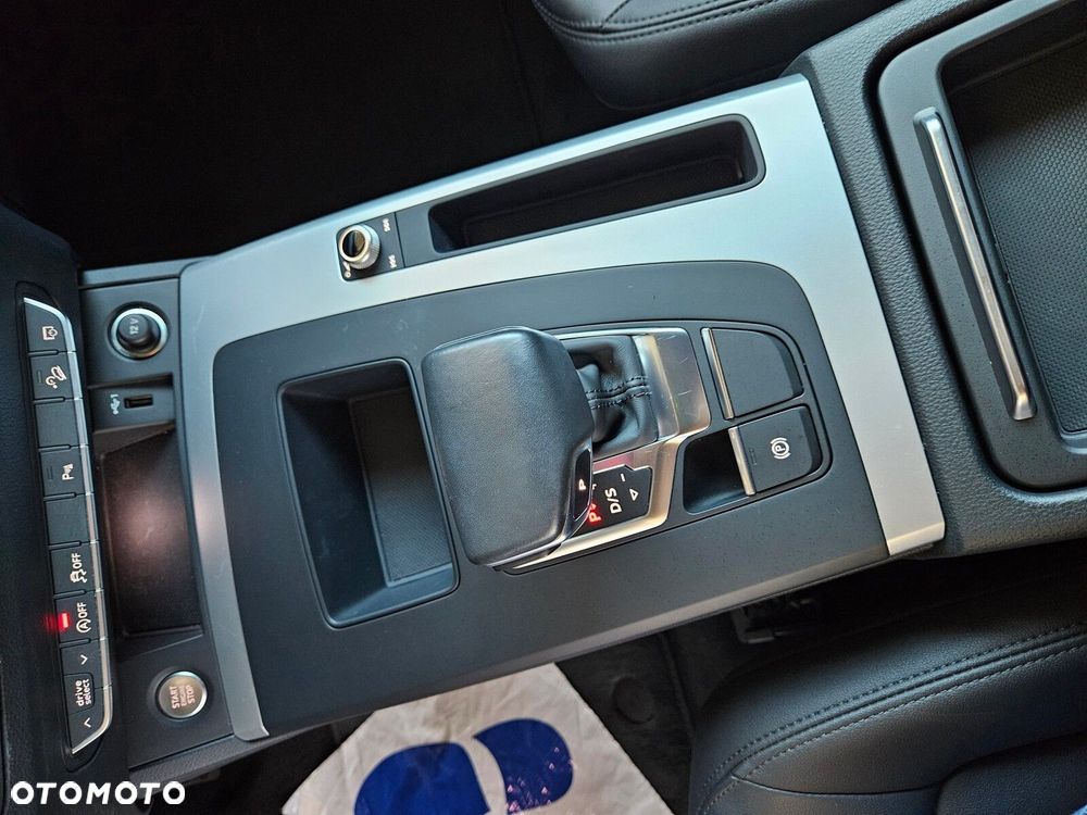 Audi Q5 Sportback - 27