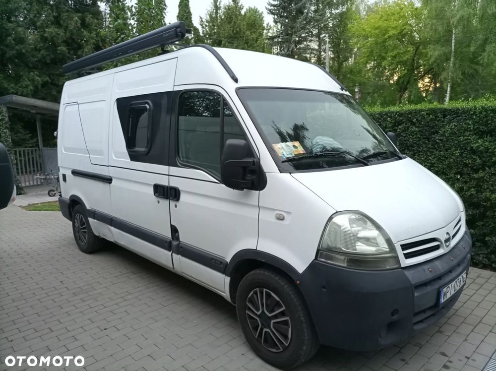 Nissan interstar kamper - 1